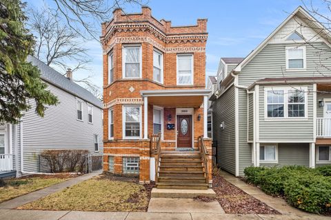 3904 N Whipple Avenue 2 Chicago IL 60618