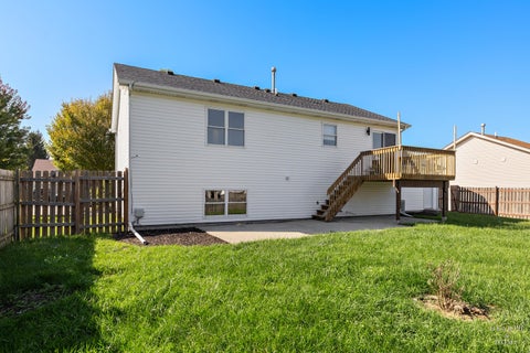 Tiny photo for 612 Wimbleton Trail, McHenry, IL 60050 (MLS # 12785733)
