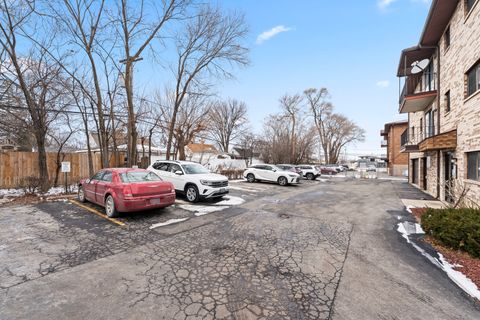 Tiny photo for 10912 Central Avenue #202, Chicago Ridge, IL 60415 (MLS # 12560463)