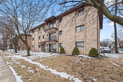 Tiny photo for 10912 Central Avenue #202, Chicago Ridge, IL 60415 (MLS # 12560463)