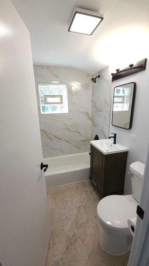 Tiny photo for 624 N Ridge Avenue, Lombard, IL 60148 (MLS # 12407353)