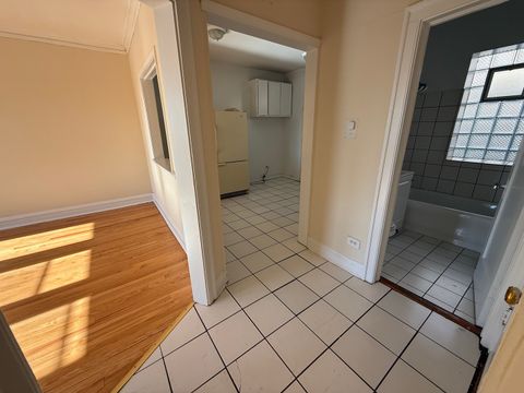 Tiny photo for 2148 S Gunderson Avenue #341, Berwyn, IL 60402 (MLS # 12518053)