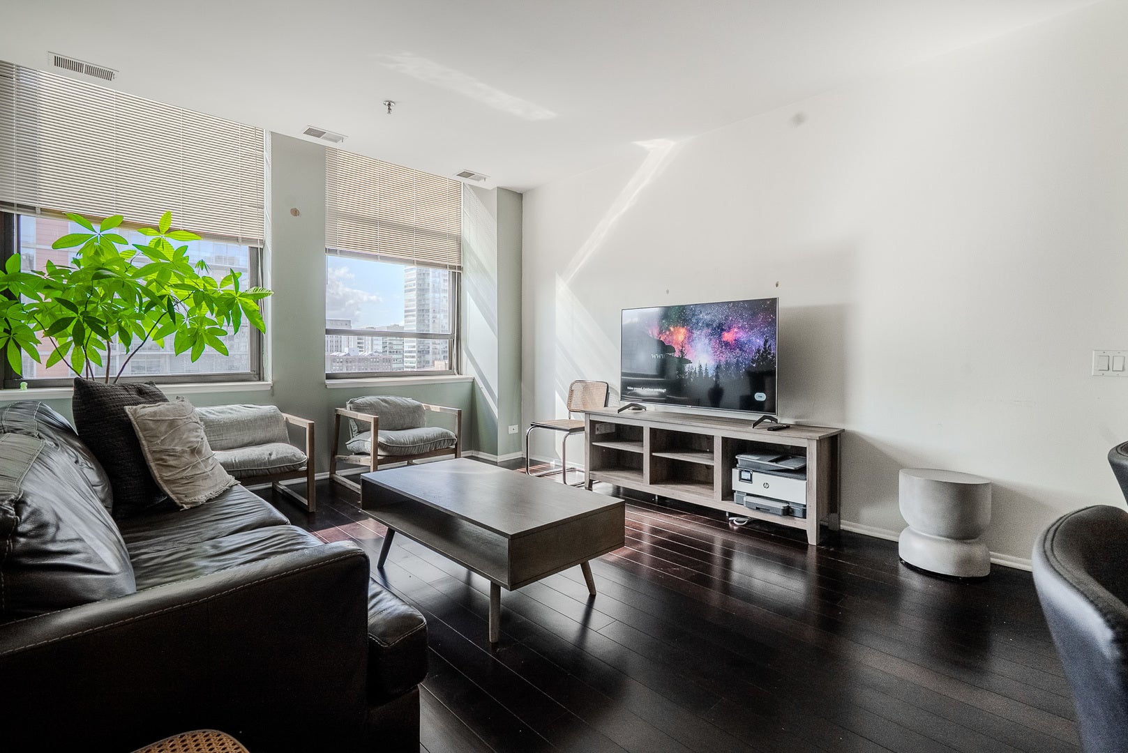 780 S Federal Street 906