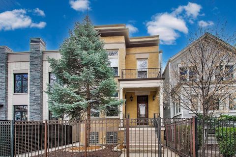 1123 W Wolfram Street Chicago IL 60657