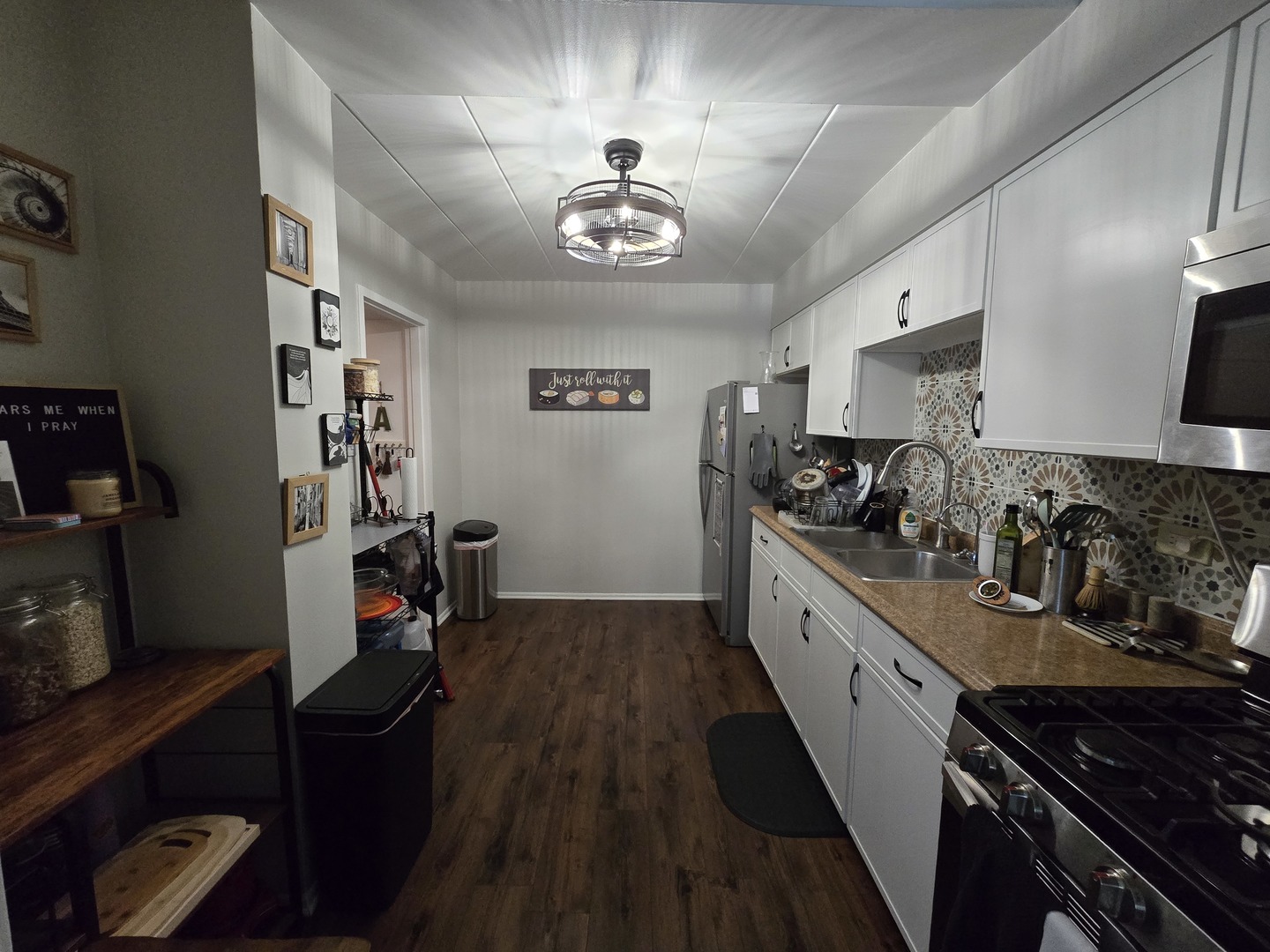 1139 Leavitt Avenue 203