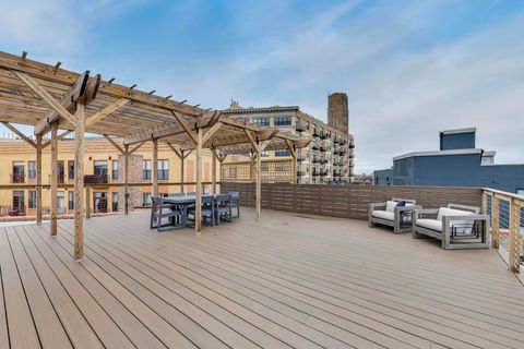 Tiny photo for 1636 W Melrose Street #303, Chicago, IL 60657 (MLS # 12631020)