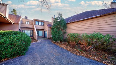 A home in North Chicago