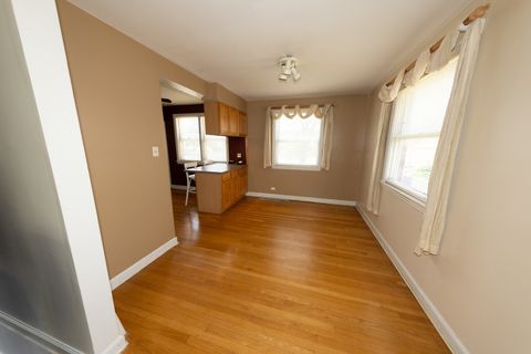 Tiny photo for 1406 Portsmouth Avenue, Westchester, IL 60154 (MLS # 12463050)