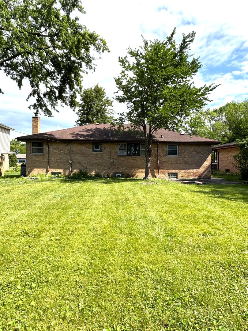 6733 W 88th Street