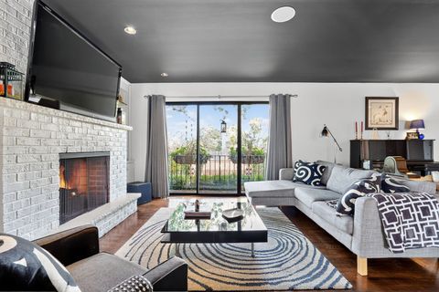 Tiny photo for 1403 SHERIDAN Road, Wilmette, IL 60091 (MLS # 12507544)