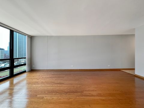 Tiny photo for 1636 N Wells Street #707, Chicago, IL 60614 (MLS # 12418087)