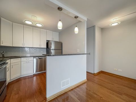 Tiny photo for 1636 N Wells Street #707, Chicago, IL 60614 (MLS # 12418087)