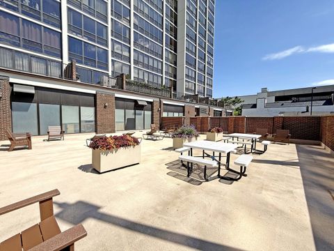 Tiny photo for 1636 N Wells Street #707, Chicago, IL 60614 (MLS # 12418087)