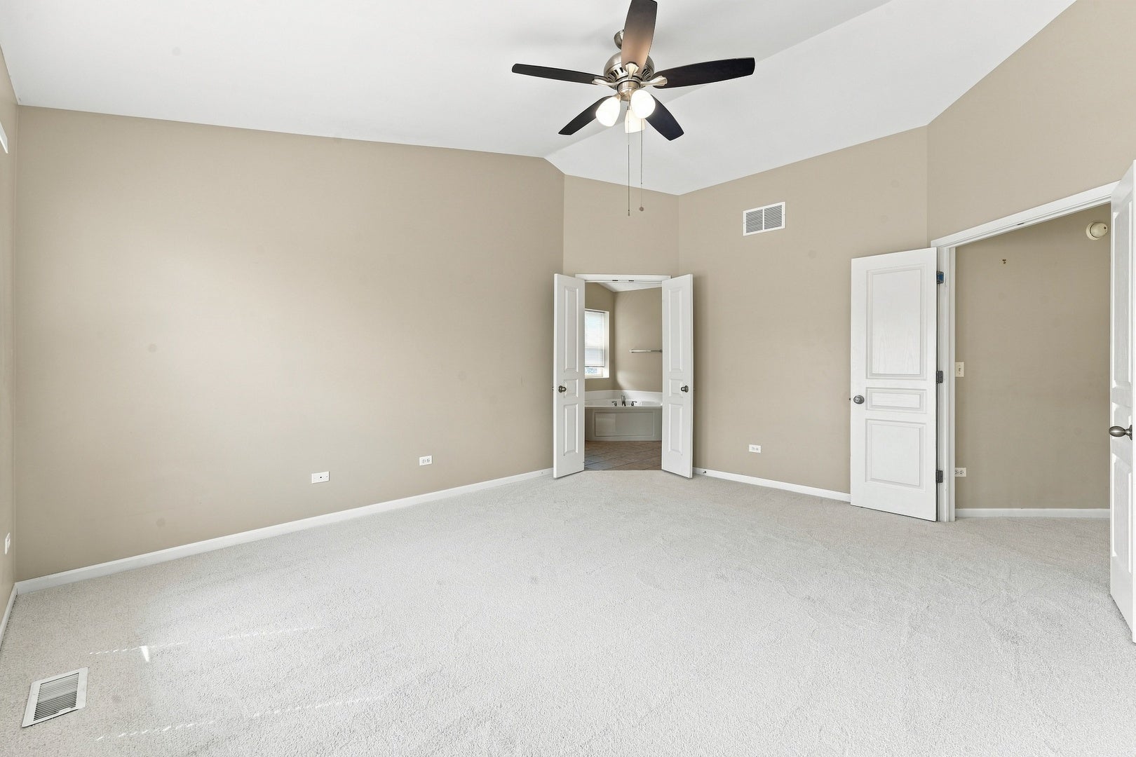 1177 Blue Heron Circle