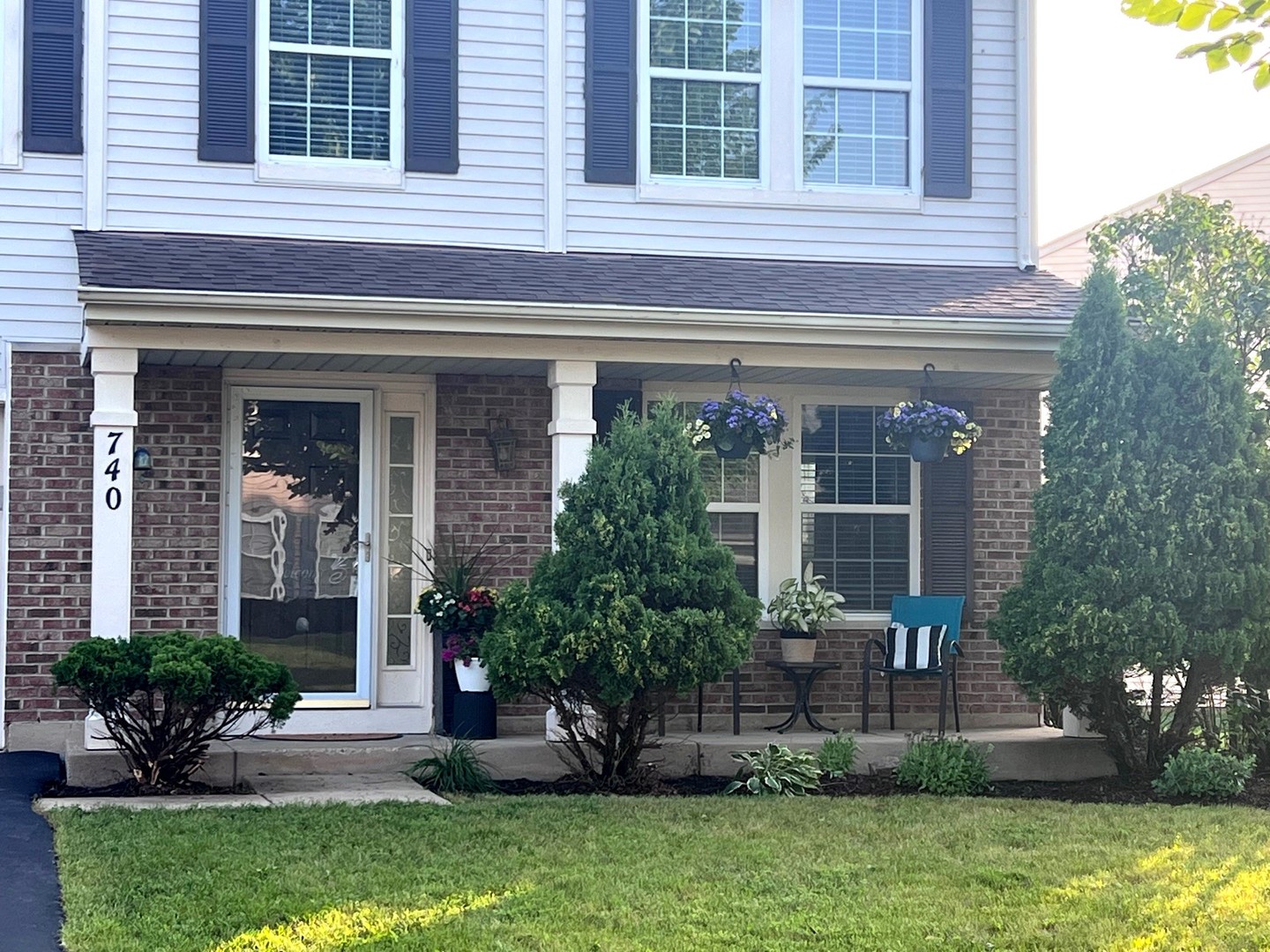 740 Glen Cove Lane