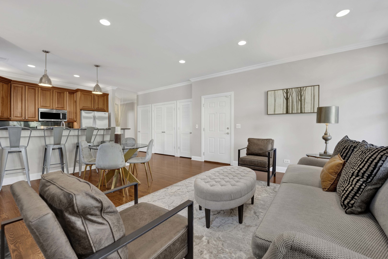 4543 N Malden Street 2N