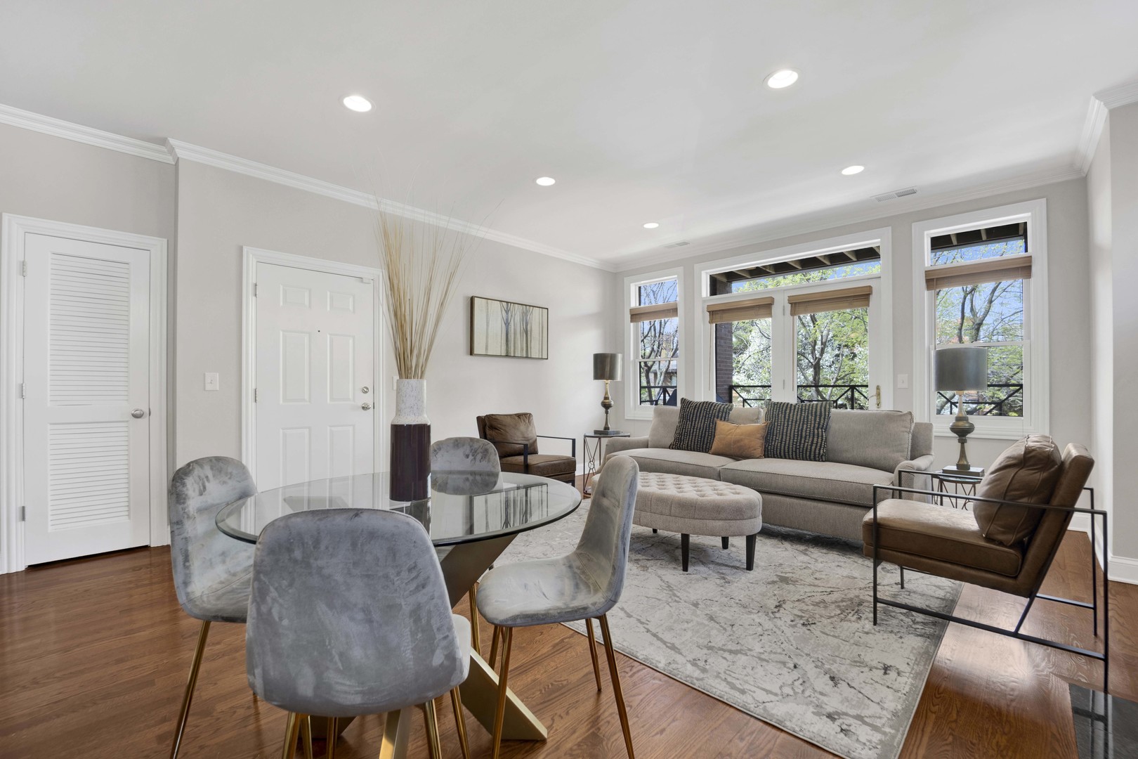 4543 N Malden Street 2N