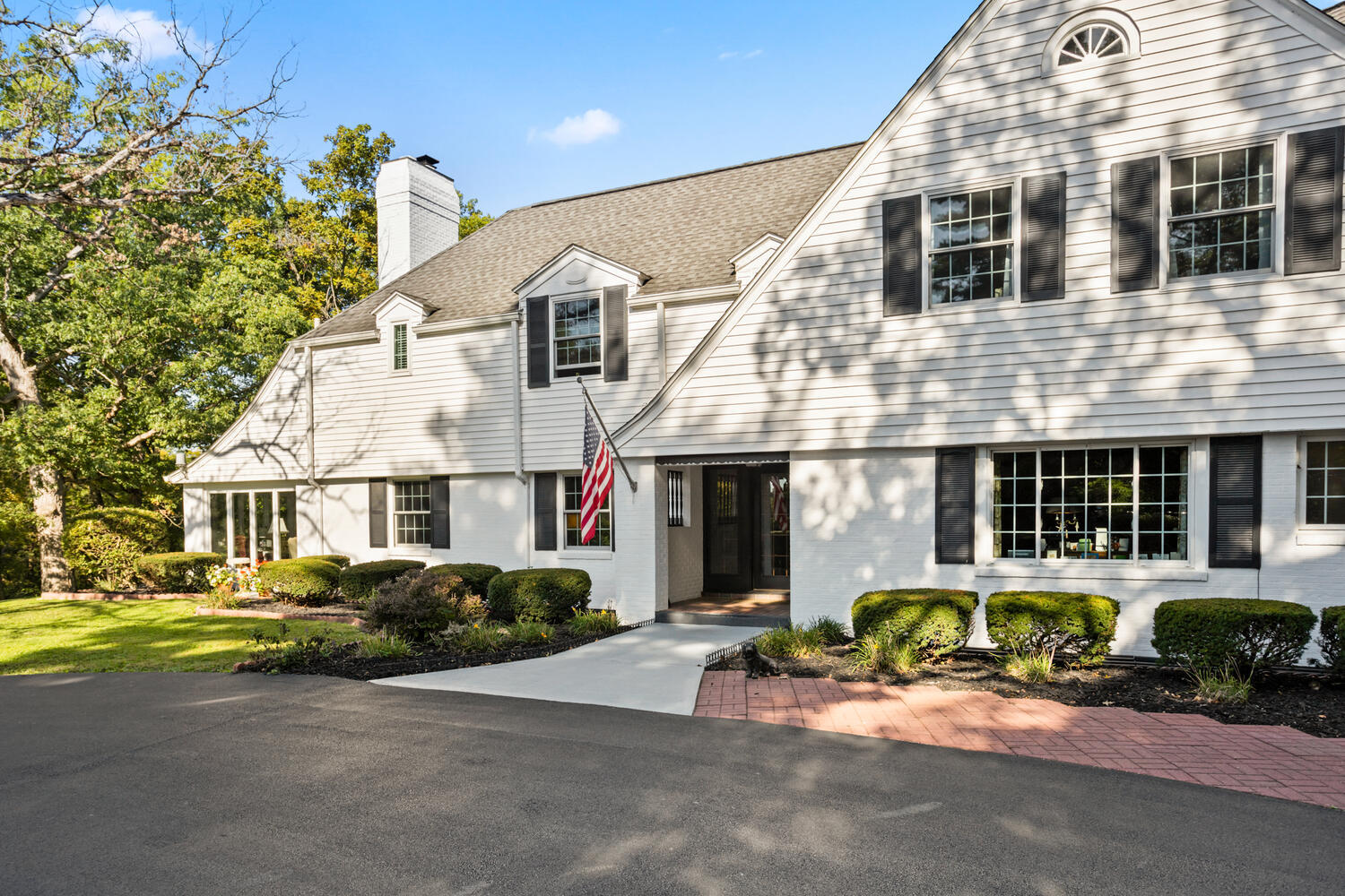 27 Hickory Lane
