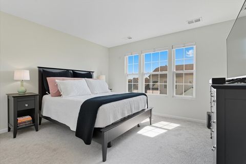 Tiny photo for 3077 Nicklaus Lane, Wadsworth, IL 60083 (MLS # 12476020)