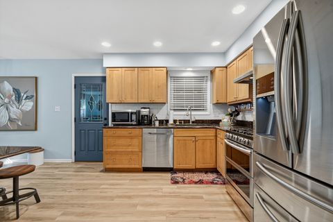 Tiny photo for 185 Happ Road, Northfield, IL 60093 (MLS # 12487250)