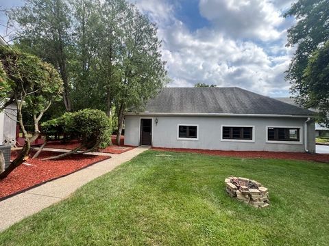 Tiny photo for 14935 W Old School Road, Mettawa, IL 60048 (MLS # 12471113)