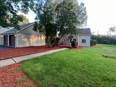 Tiny photo for 14935 W Old School Road, Mettawa, IL 60048 (MLS # 12471113)