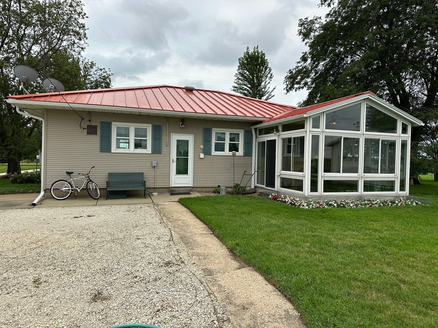 260 E 3300 N Road