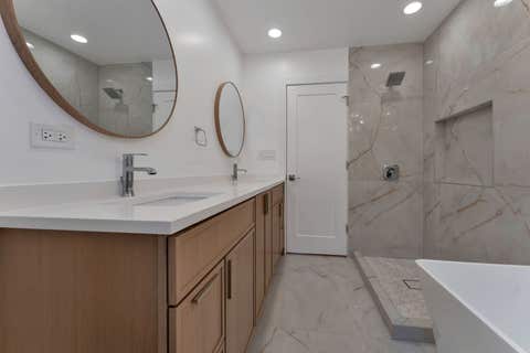 Tiny photo for 2825 W 84th Place, Chicago, IL 60652 (MLS # 12703373)