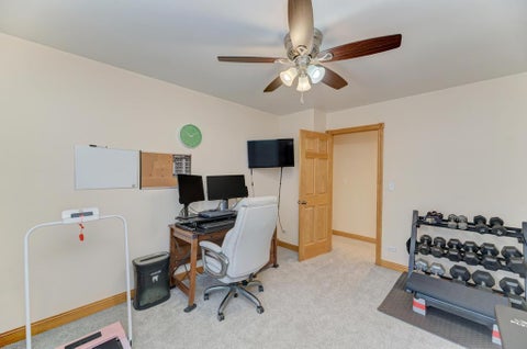 Tiny photo for 5522 Barclay Court, Clarendon Hills, IL 60514 (MLS # 12775904)