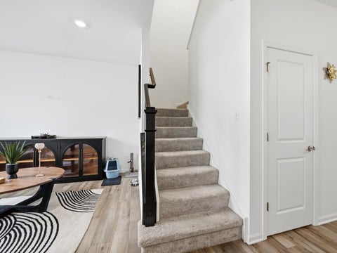 Tiny photo for 1006 Neubauer Circle, Lindenhurst, IL 60046 (MLS # 12767221)