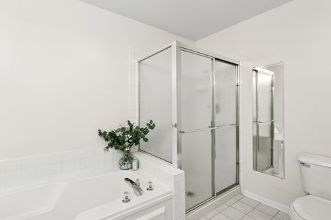 Tiny photo for 350 Cimarron Road E, Lombard, IL 60148 (MLS # 12459411)