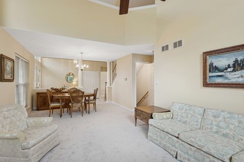 Tiny photo for 350 Cimarron Road E, Lombard, IL 60148 (MLS # 12459411)