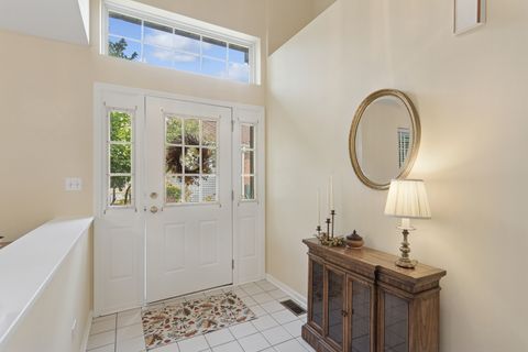 Tiny photo for 350 Cimarron Road E, Lombard, IL 60148 (MLS # 12459411)