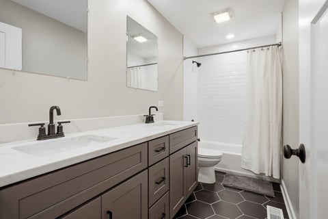 Tiny photo for 5041 137th Street, Crestwood, IL 60418 (MLS # 12765285)