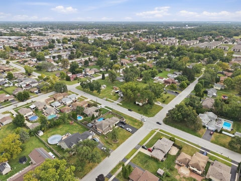 Tiny photo for 5041 137th Street, Crestwood, IL 60418 (MLS # 12765285)