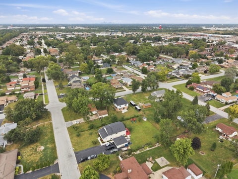 Tiny photo for 5041 137th Street, Crestwood, IL 60418 (MLS # 12765285)