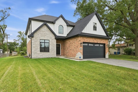 Tiny photo for 5041 137th Street, Crestwood, IL 60418 (MLS # 12765285)