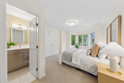 Tiny photo for 3312 N Racine Avenue, Chicago, IL 60657 (MLS # 12627805)