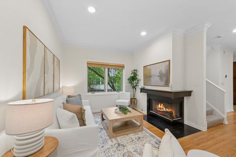 Tiny photo for 3312 N Racine Avenue, Chicago, IL 60657 (MLS # 12627805)