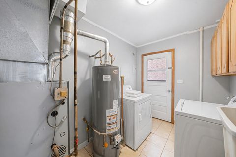 Tiny photo for 33 49th Avenue, Bellwood, IL 60104 (MLS # 12614072)