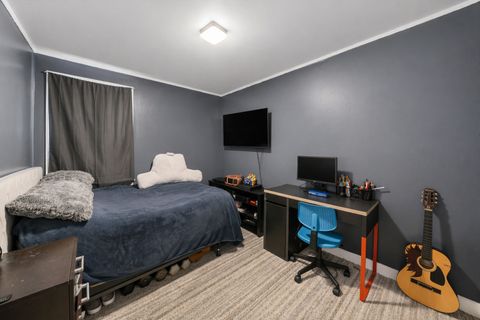 Tiny photo for 33 49th Avenue, Bellwood, IL 60104 (MLS # 12614072)