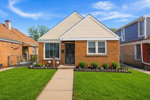 Photo of 33 49th Avenue, Bellwood, IL 60104 (MLS # 12614072)