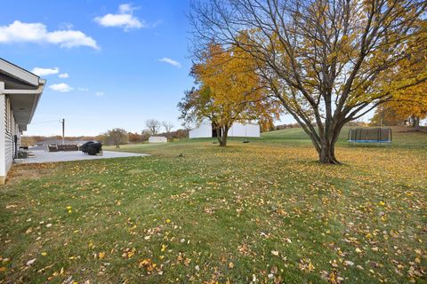 Tiny photo for 15945 Gresham Road, Mackinaw, IL 61755 (MLS # 12515754)