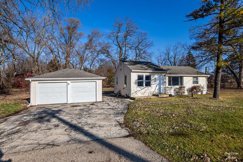 Tiny photo for 480 Grand Avenue, Lake Zurich, IL 60047 (MLS # 12559886)