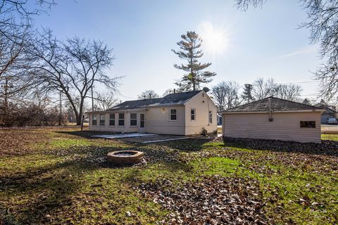 Tiny photo for 480 Grand Avenue, Lake Zurich, IL 60047 (MLS # 12559886)