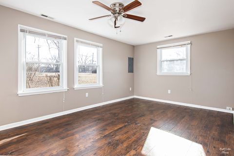 Tiny photo for 480 Grand Avenue, Lake Zurich, IL 60047 (MLS # 12559886)