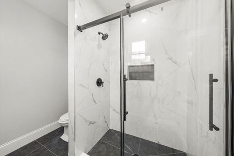 Tiny photo for 1418 W Maude Avenue, Arlington Heights, IL 60004 (MLS # 12489846)