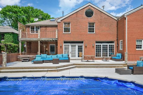 Tiny photo for 2851 W Rascher Avenue, Chicago, IL 60625 (MLS # 12578187)