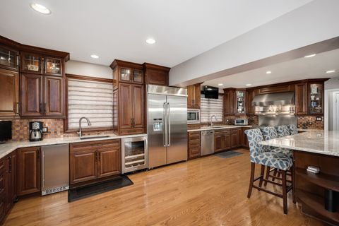 Tiny photo for 2851 W Rascher Avenue, Chicago, IL 60625 (MLS # 12578187)