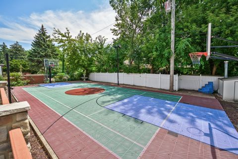 Tiny photo for 2851 W Rascher Avenue, Chicago, IL 60625 (MLS # 12578187)